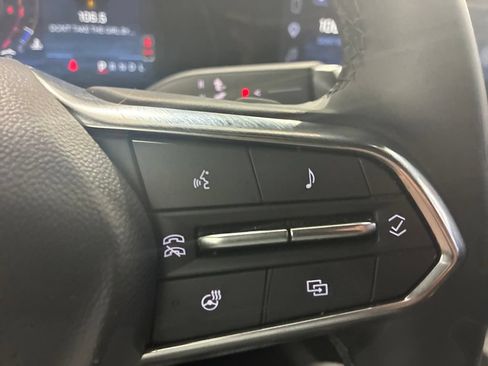 Used 2026 Chevrolet Equinox LT AWD/4WD image 23