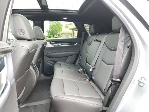 New 2025 Cadillac XT5 Premium Luxury w/ Technology Package image 8