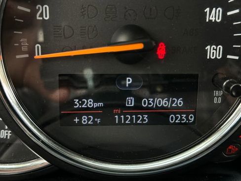 Used 2015 MINI Cooper 2-Door Hardtop image 18