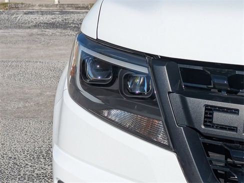 Used 2020 Chevrolet Colorado Z71 image 10