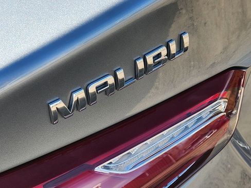 Used 2024 Chevrolet Malibu LT image 11