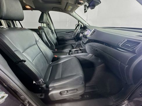 Used 2017 Honda Pilot Elite image 37