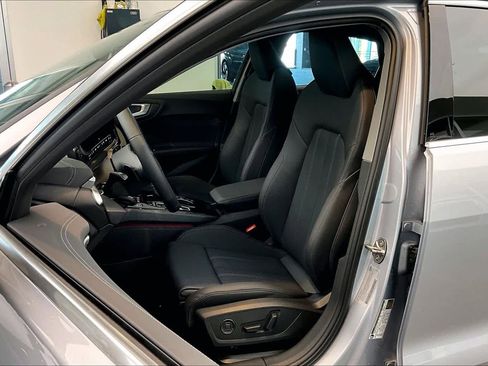 Used 2025 Audi A5 2.0T Premium Plus image 8