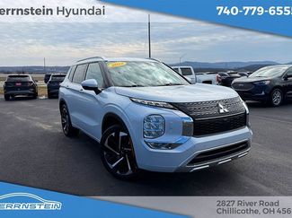 Used 2022 Mitsubishi Outlander SEL video 1