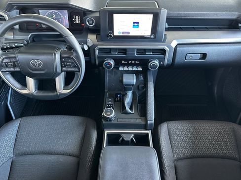 Used 2025 Toyota 4Runner SR5 image 15