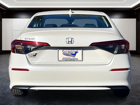 Used 2024 Honda Civic EX image 4
