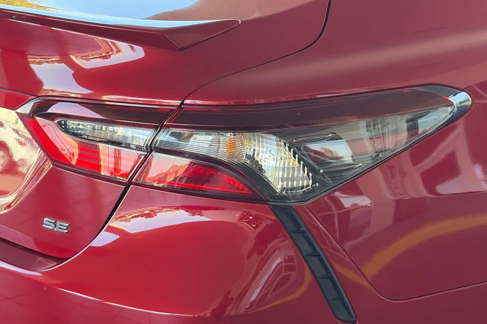 Used 2022 Toyota Camry SE FWD image 28