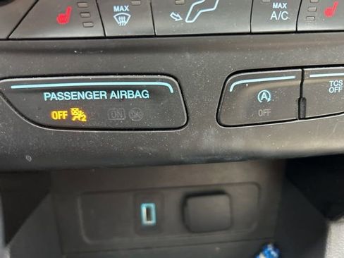 Used 2018 Ford Escape SEL w/ SEL Sport Appearance Package image 16