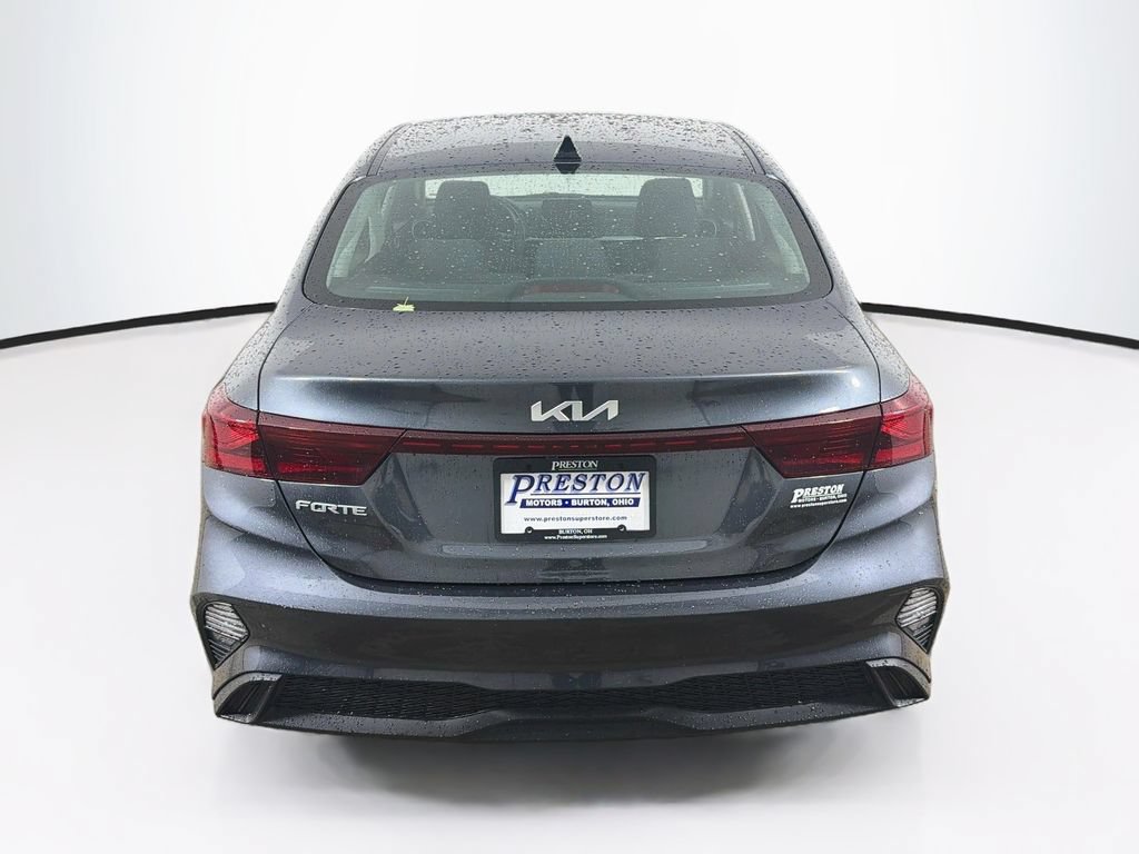Used 2023 Kia Forte LXS FWD image 6