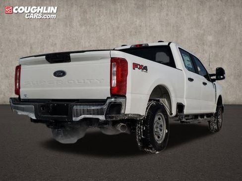 New 2026 Ford F250 XL w/ FX4 Off-Road Package image 9