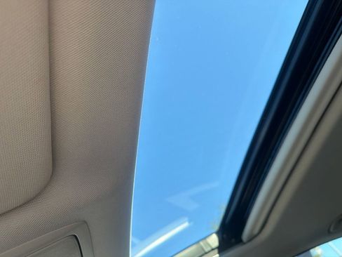 Used 2022 Honda Accord EX-L image 37