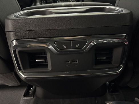 New 2026 Chevrolet Silverado 3500 High Country w/ High Country Premium Package AWD/4WD image 37
