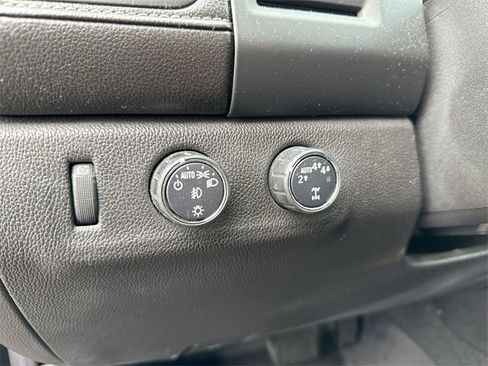 Used 2019 GMC Canyon SLE image 10