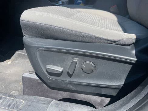 Used 2020 Ford Escape SE AWD/4WD image 12