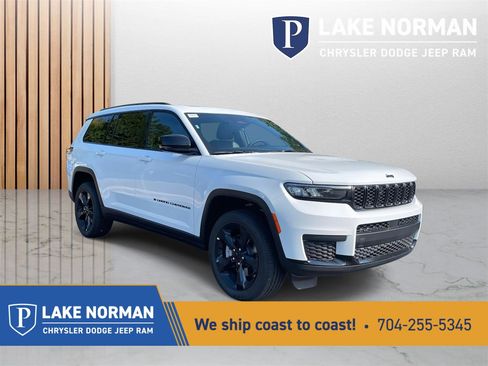 New 2025 Jeep Grand Cherokee L Altitude image 1