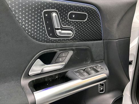 New 2026 Mercedes-Benz GLA 35 AMG 4MATIC image 14