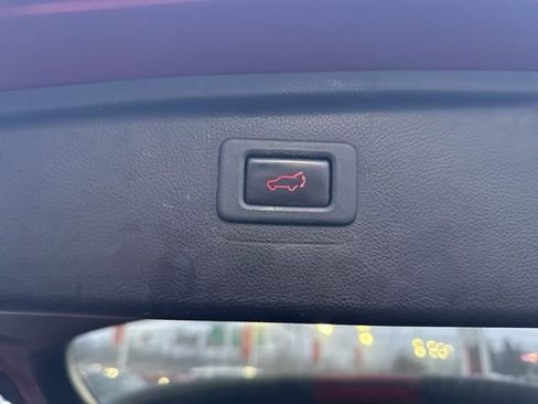 Used 2019 Subaru Outback 2.5i Premium image 23