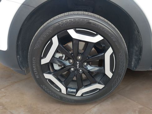 Used 2024 Kia Telluride S w/ S Sunroof Package FWD image 30