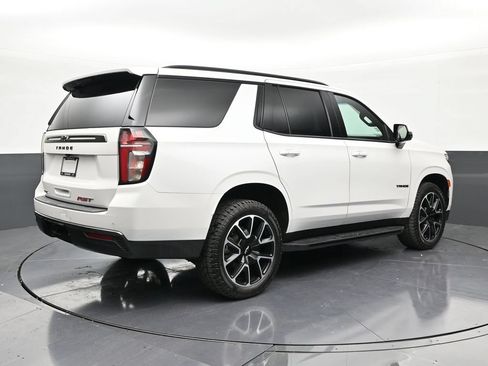 Used 2022 Chevrolet Tahoe RST w/ Luxury Package AWD/4WD image 5