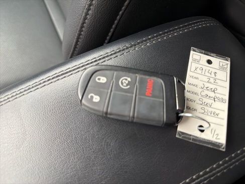 Used 2022 Jeep Compass Latitude w/ Sun and Sound Group image 24