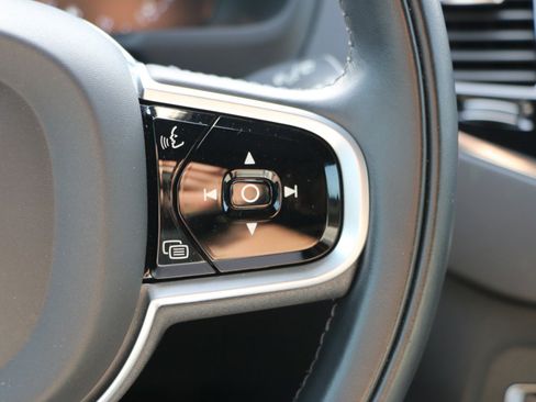 Used 2021 Volvo XC90 T8 Inscription image 21