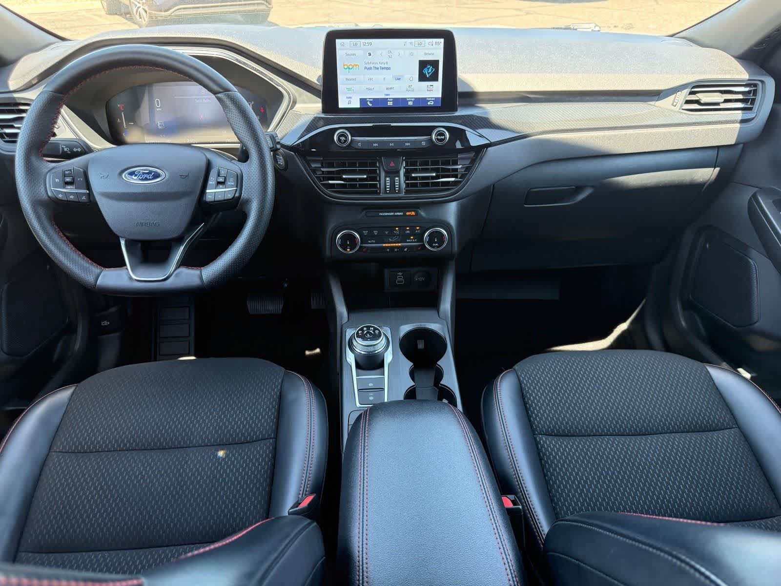 Used 2025 Ford Escape ST-Line Select AWD/4WD image 29