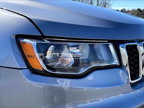 Used 2021 Jeep Grand Cherokee Laredo w/ Security & Convenience Group AWD/4WD image 29