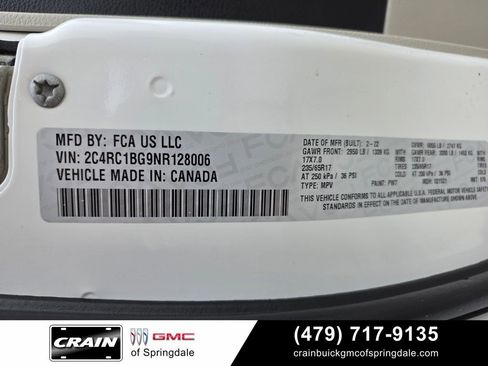 Used 2022 Chrysler Pacifica Touring-L FWD image 32