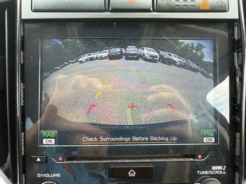 Used 2022 Subaru Ascent Premium w/ Convenience Package AWD/4WD image 27