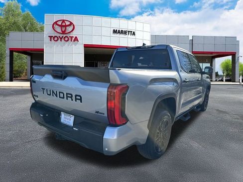 Used 2022 Toyota Tundra SR5 w/ SR5 Convenience Package image 29