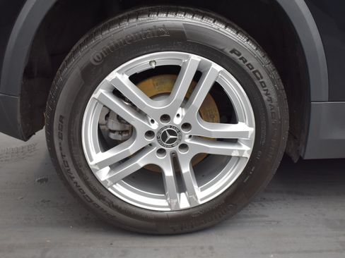 Used 2021 Mercedes-Benz GLA 250 4MATIC image 19