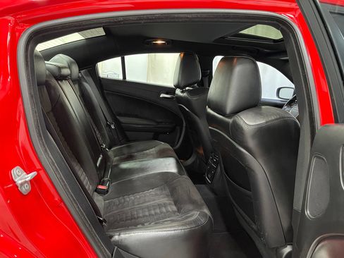 Used 2019 Dodge Charger Scat Pack w/ Daytona Edition Group RWD image 29