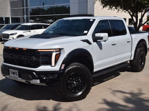 Used 2025 Ford F150 Raptor AWD/4WD image 43