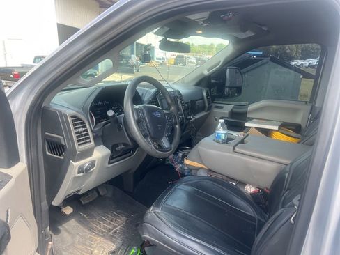 Used 2020 Ford F450 XL w/ STX Appearance Package image 6