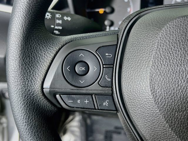 Used 2023 Toyota Corolla LE FWD image 17