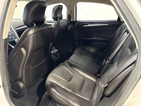 Used 2013 Ford Fusion Titanium FWD image 31