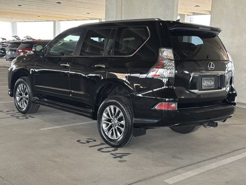 Used 2014 Lexus GX 460 Luxury AWD/4WD image 2
