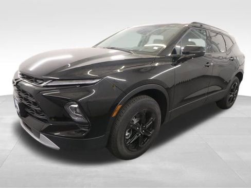 New 2025 Chevrolet Blazer LT w/ Convenience Package image 4