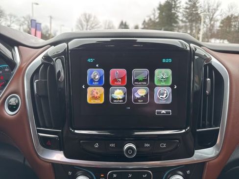 Used 2018 Chevrolet Traverse High Country AWD/4WD image 28