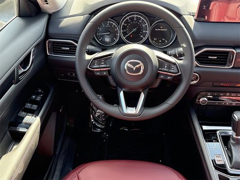New 2025 MAZDA CX-5 Carbon Edition image 13