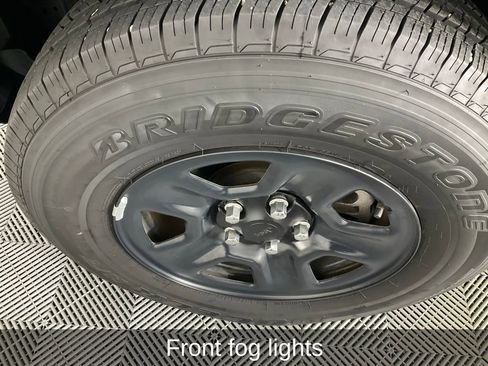 Certified 2022 Jeep Gladiator Sport w/ Trailer Tow Package image 11