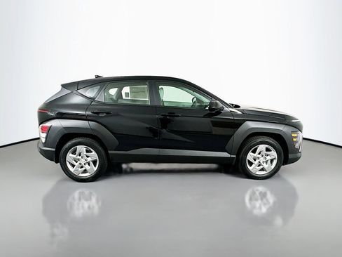 New 2026 Hyundai Kona SE image 4