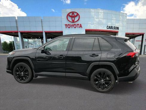 Certified 2023 Toyota RAV4 XLE Premium AWD/4WD image 6