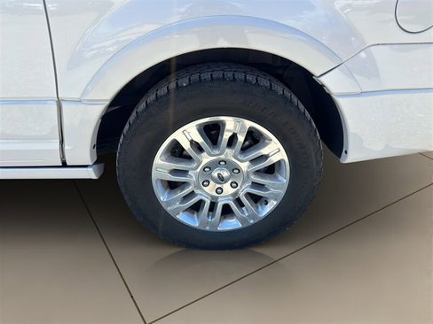 Used 2014 Ford Expedition EL Limited w/ Equipment Group 301A AWD/4WD image 50