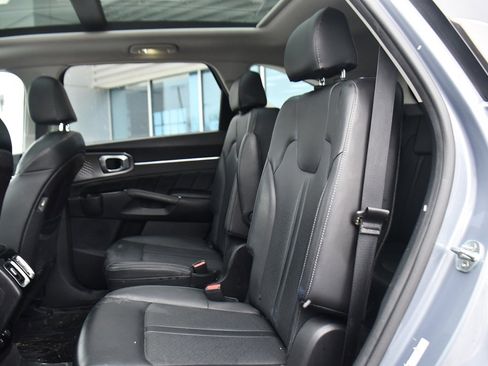 Used 2022 Kia Sorento SX image 23