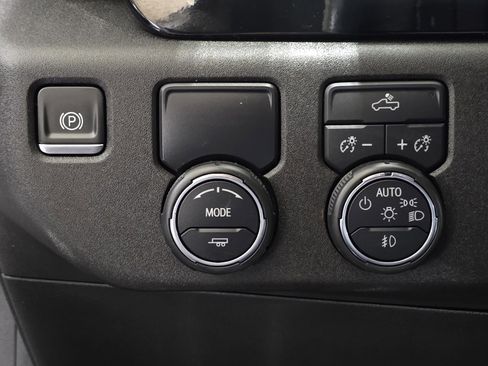 Used 2023 Chevrolet Silverado 1500 RST w/ Redline Edition image 35