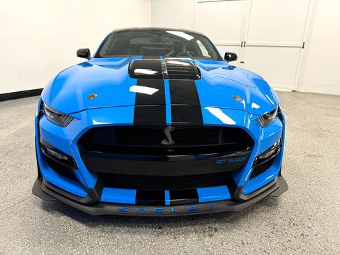 Used 2022 Ford Mustang Shelby GT500 w/ Carbon Fiber Track Pack image 2