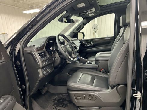 Used 2023 Chevrolet Tahoe Z71 w/ Luxury Package image 19