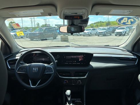 Used 2024 Buick Encore GX Preferred FWD image 16