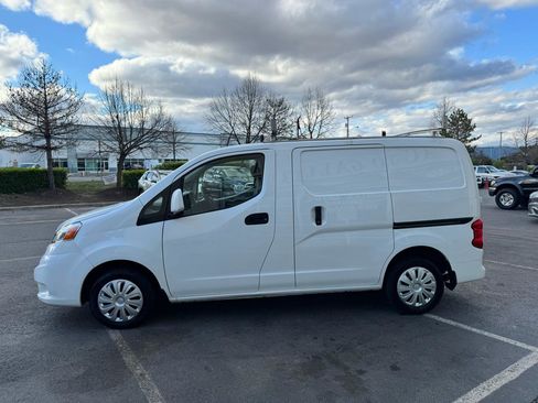 Used 2020 Nissan NV200 SV image 7